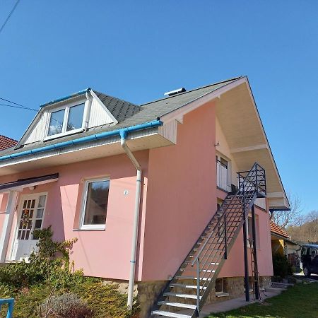 Villa Strakov Lucky Ngoại thất bức ảnh